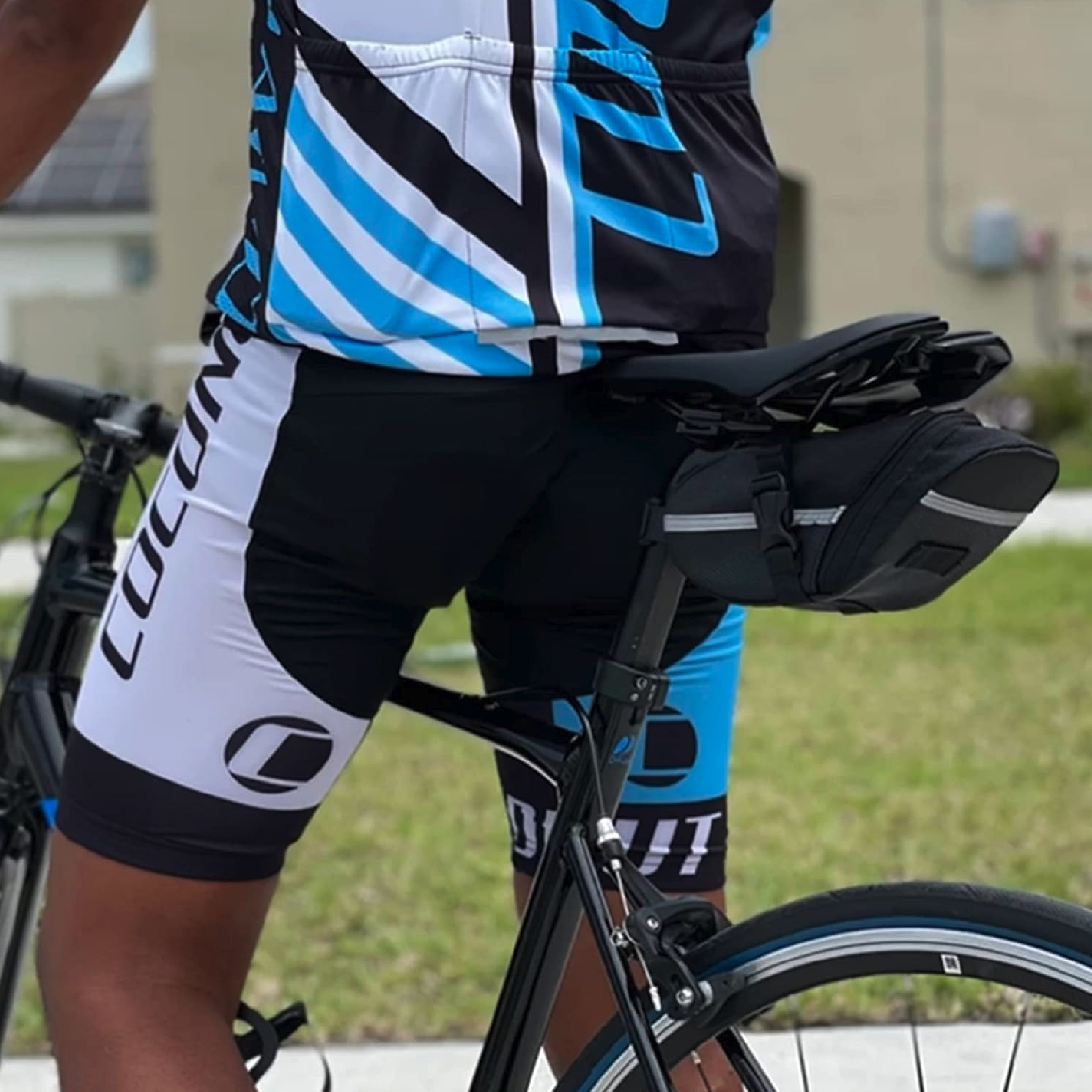 Kit de Reparación para Bicicleta con Bomba y Herramientas 16 en 1 – Ideal MTB y Ruta - Imagen 3